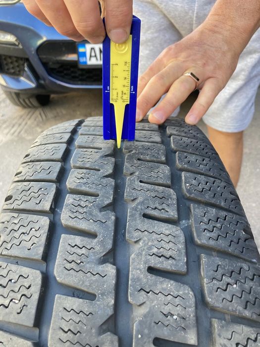 Диски та шини зимові Matador 215/65 R16C