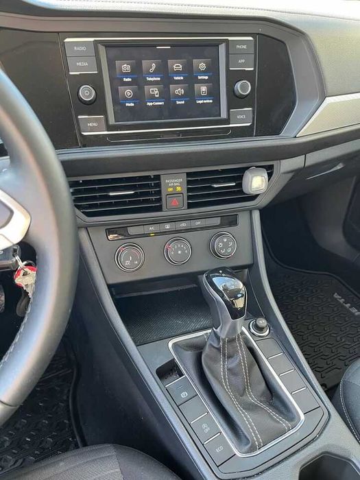 2022 Volkswagen Jetta SEL