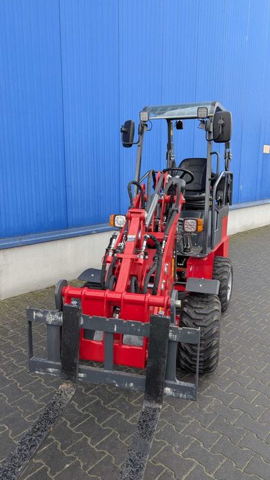 Ładowarka przegubowa - Kubota 25KM włoska hydraulika Bandioli & Pavesi