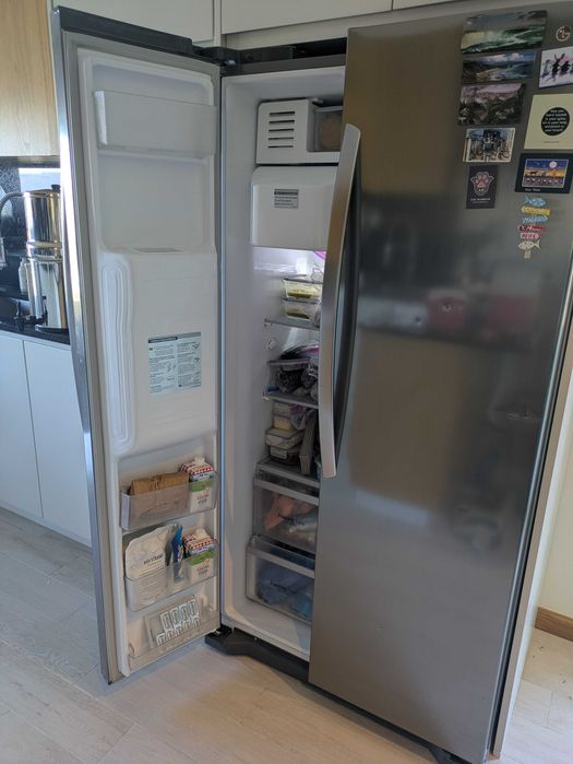 Frigorífico Americano LG Side by Side Inverter Linear