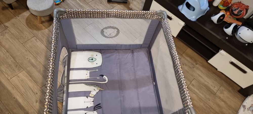 Kojec dla dziecka lionelo