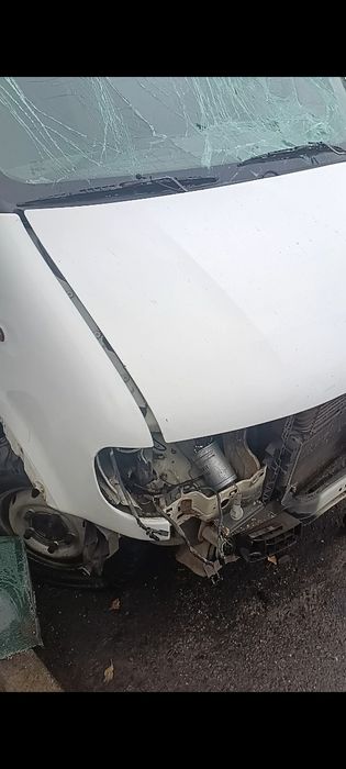 Продам Рено мастер 2 после прилёта. Передняя часть двигатель коробка р