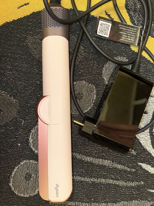 Вирівнювач Dyson