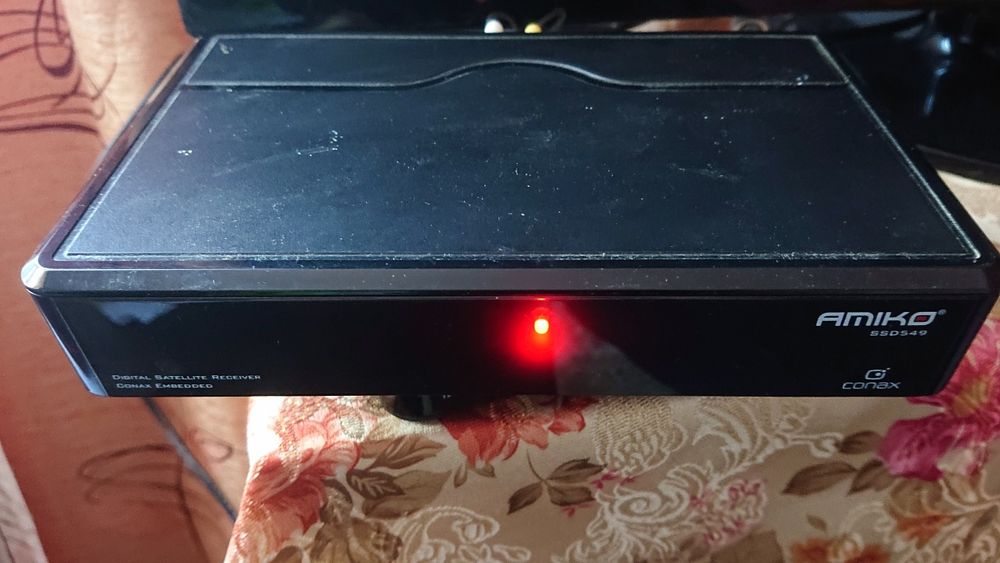 Продам спутниковый ТV тюнер Amiko Ssd549 CX