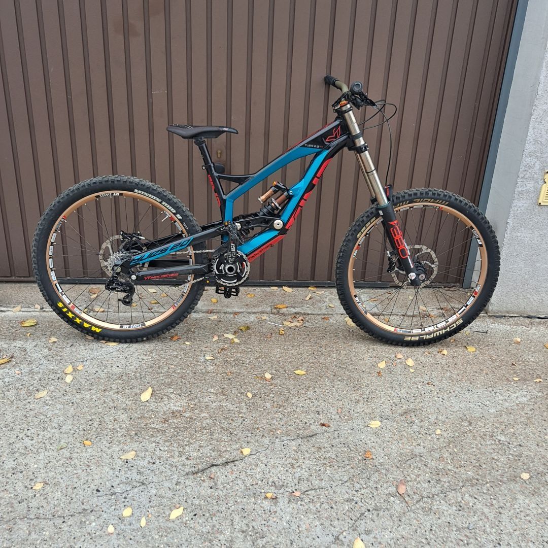 Yt tues M pro 2014 r  OKAZJA ( dartmoor ,dh ,ns bikes ,yt capra propai