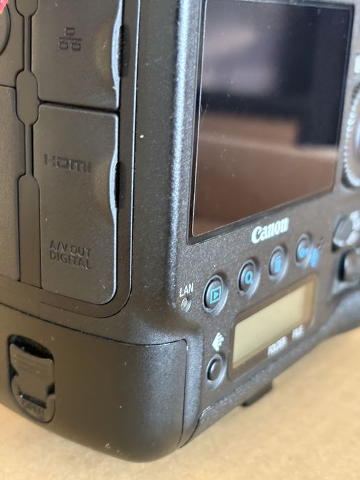 Canon 1DX com apenas 114k