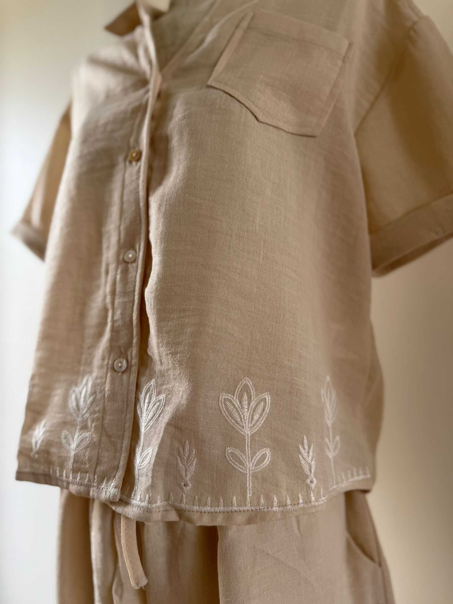 Conjunto calças e camisa
