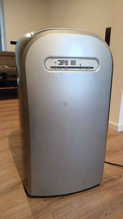 Klimatyzator z funkcją grzania pilot