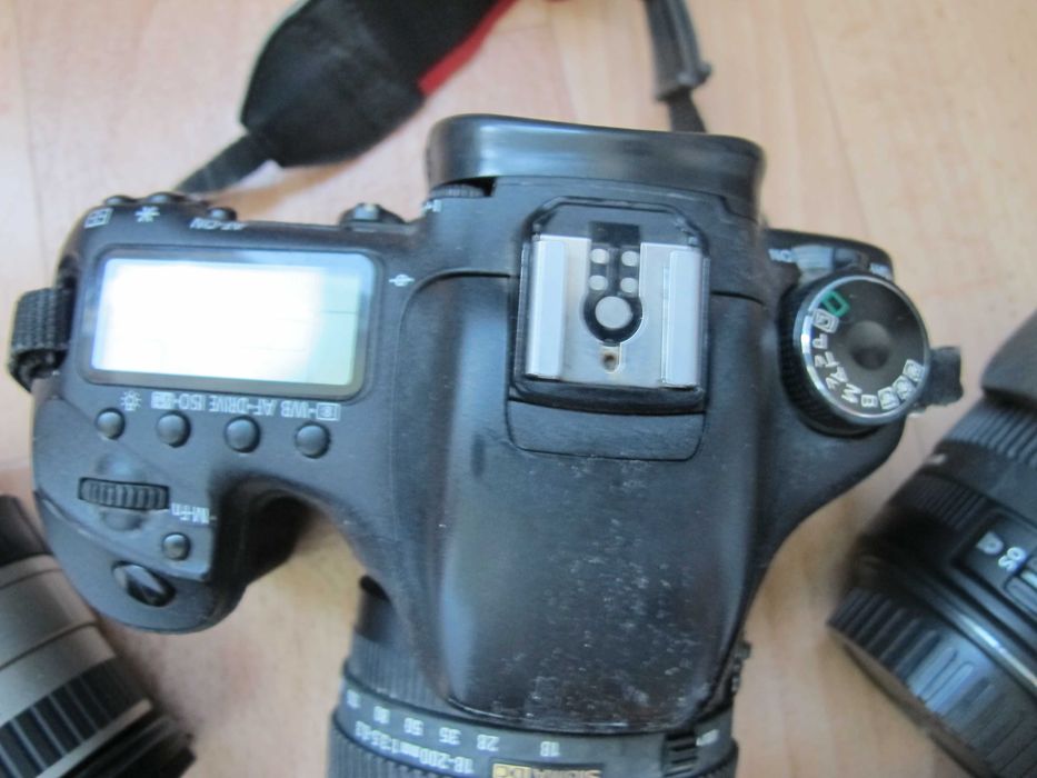 Canon EOS 7D, спалахи  об'єктиви