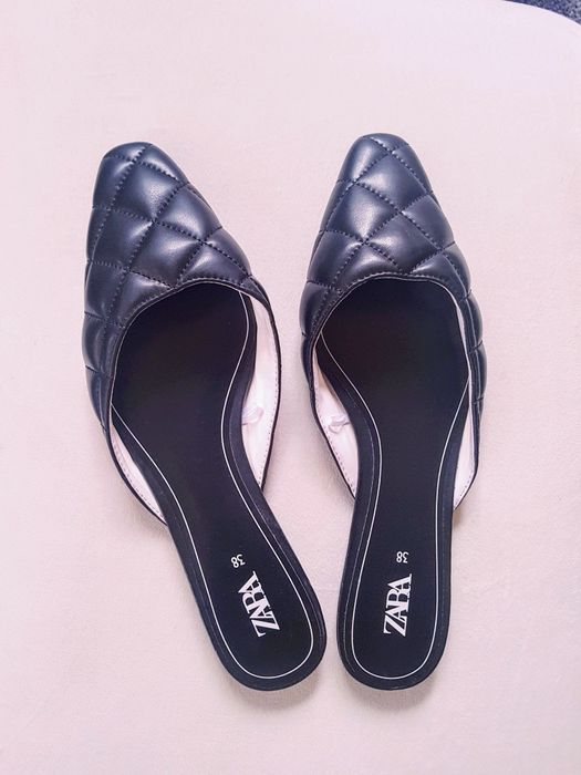 Zara czarne pikowane płaskie klapki Flat Mules 38