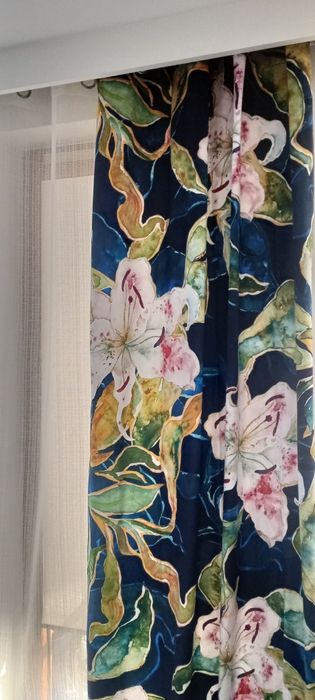 Zasłona 4szt welur kwiaty gotowa na kółkach