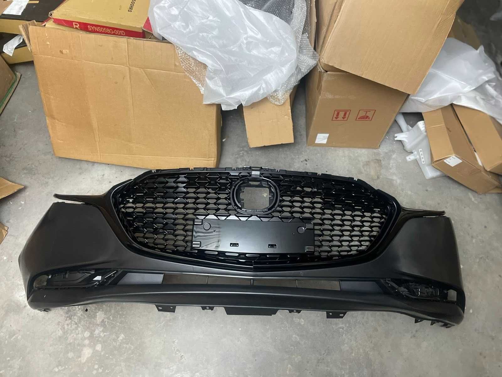Решітка радіатора Mazda 3  2020 + / Mazda CX-30 2019 - 2025