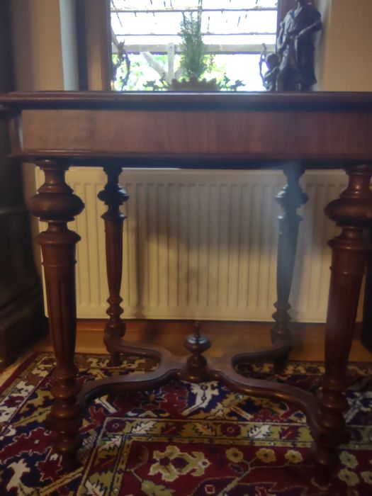 Antyk stolik kawowy karciak konsola