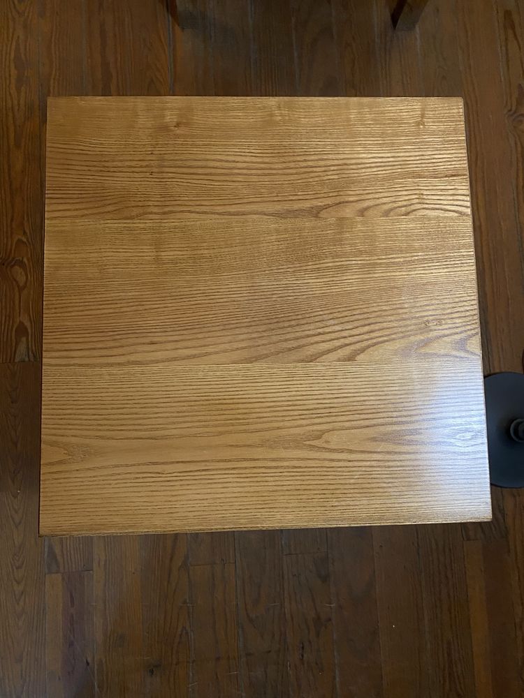 Mesa de apoio nova em madeira freixo