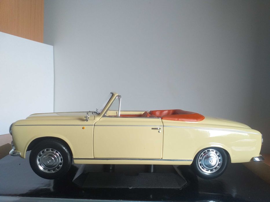 модели 1.18 Solido - Peugeot 403 1961