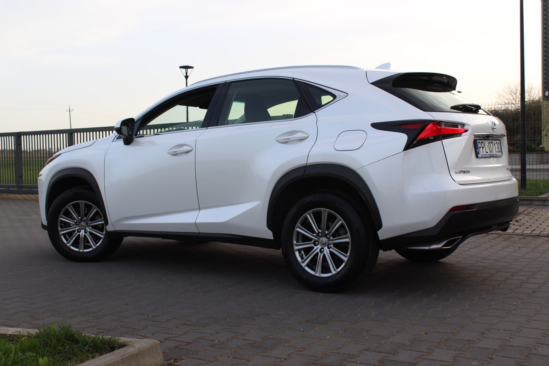 Piękny Lexus NX200T 2015r Salon PL - 65tys.km Przebiegu - Biała Perła