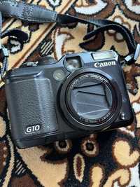 Фотоапарат Canon PowerShot G10 с вспышкой