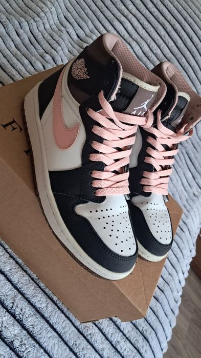 Джордани air JORDAN