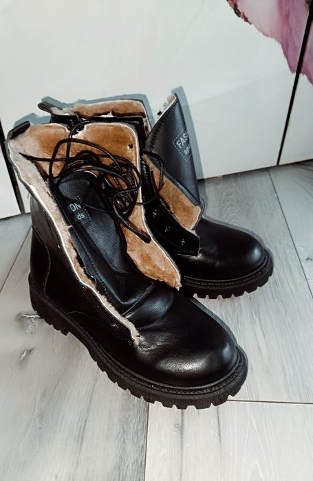 Buty zimowe botki ciepłe 38/39 - 25 cm choć metka 40 futerko jak nowe