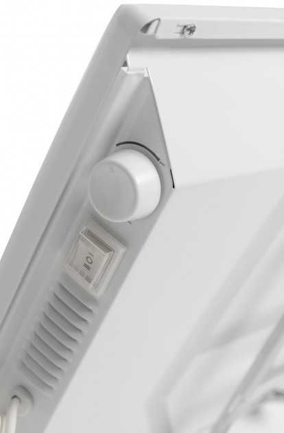 Электрообогреватель OneAir Karat EK-1500M не жжет воздух