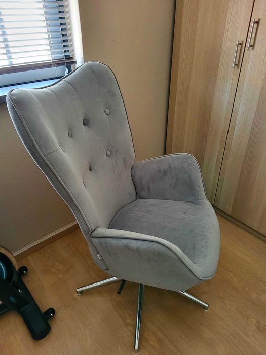 Cadeirão Cinza Claro