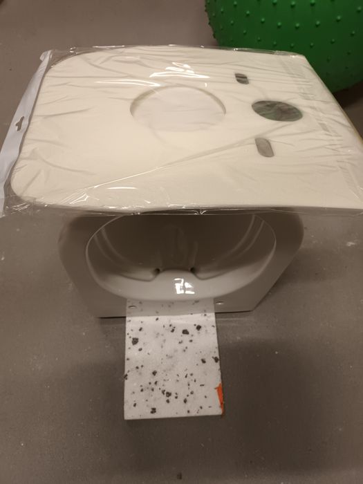 Misa wc wisząca, muszla wc