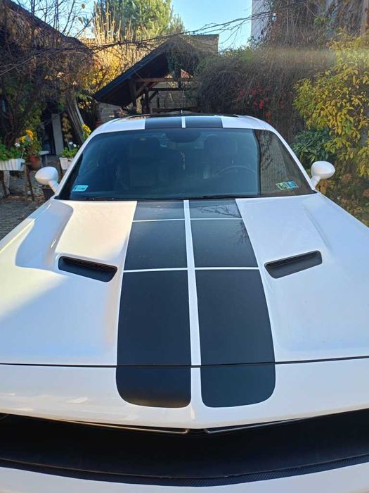 Dodge Challenger 3.6 AWD rok 2018