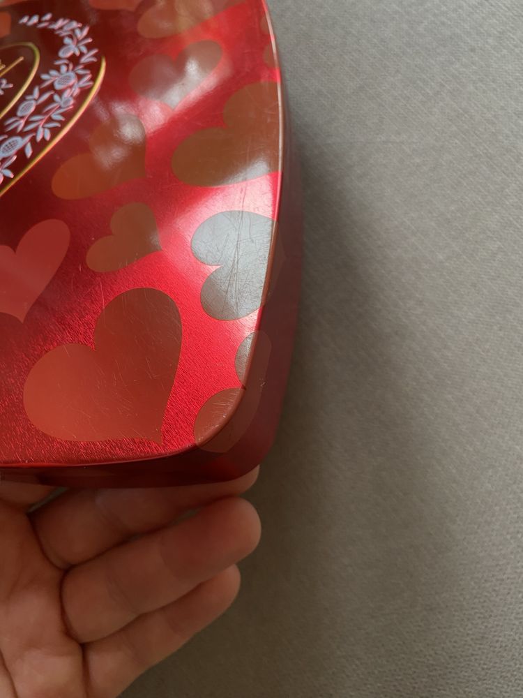 Puszka serce Lindt Walentynki