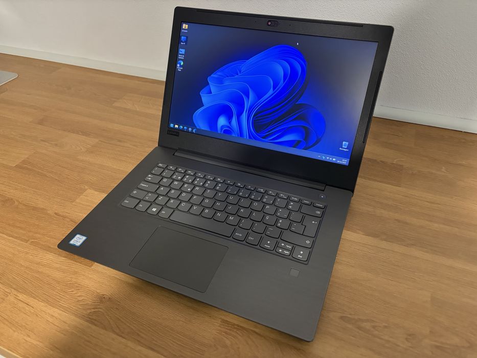 Portatil Lenovo V330 i5 12Gb RAM