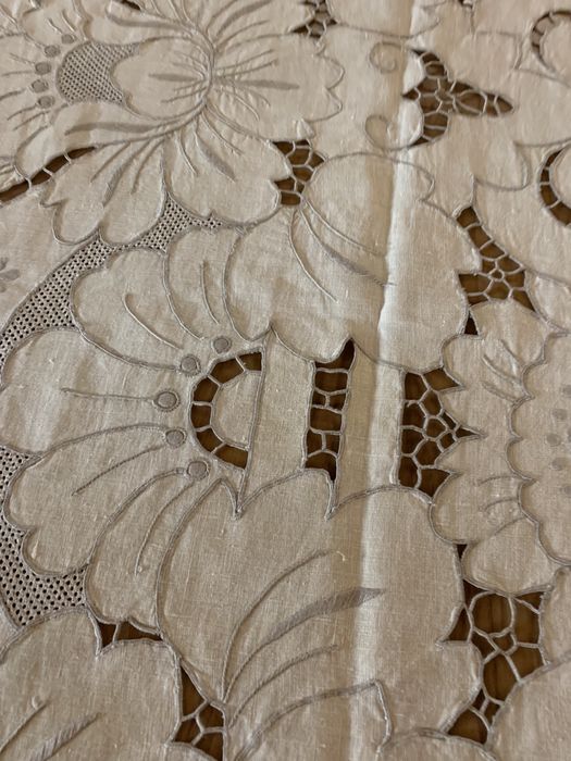 Fantastica toalha bordado da Madeira