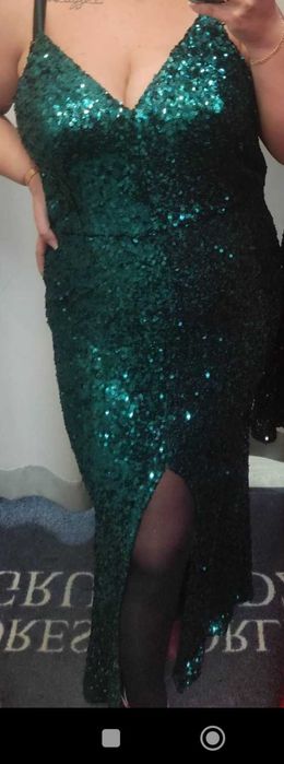 Sukienka pokryta cekinami, karnawał, sylwester