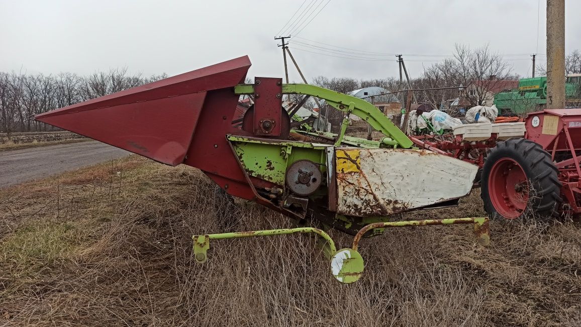 Продам комбайн класс