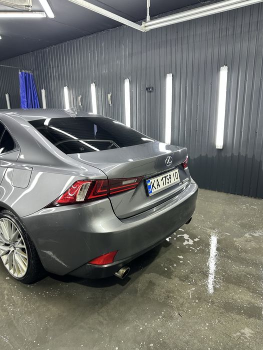 Lexus is250 2013