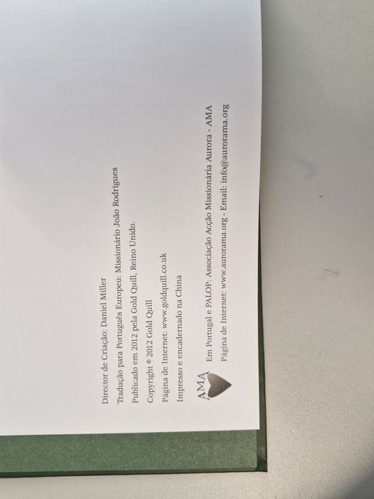 Livro " O rapaz que gritou Lobo!"