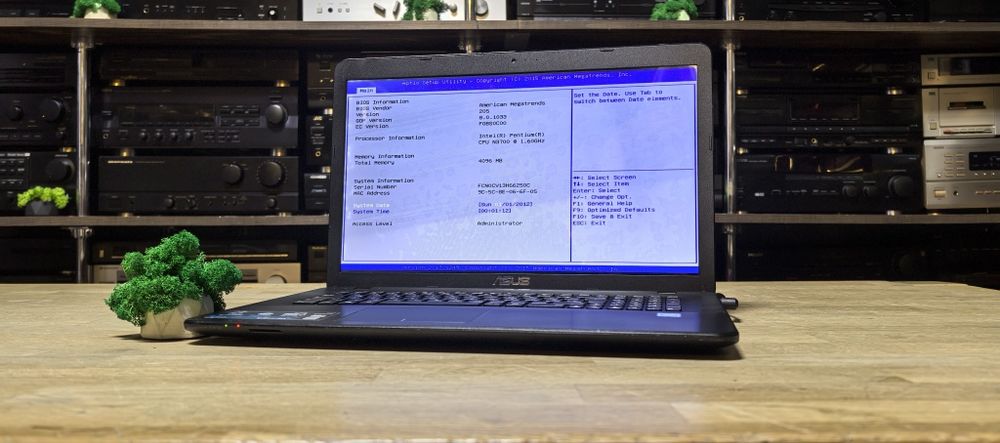 Ноутбук Asus R752/Pentium N3700/Ram 4gb DDR3/HDD No