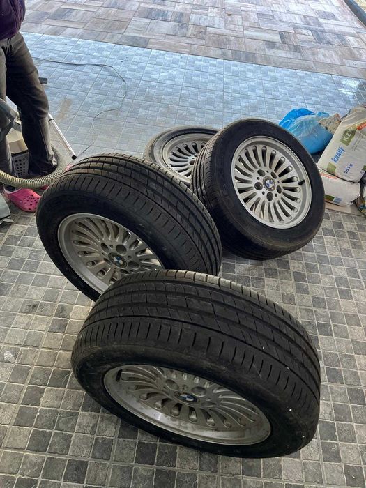 225/55/16 opony z felgami BMW
