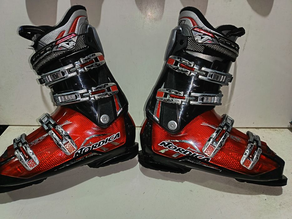 Buty narciarskie Nordica Sport Machine rozmiar 44