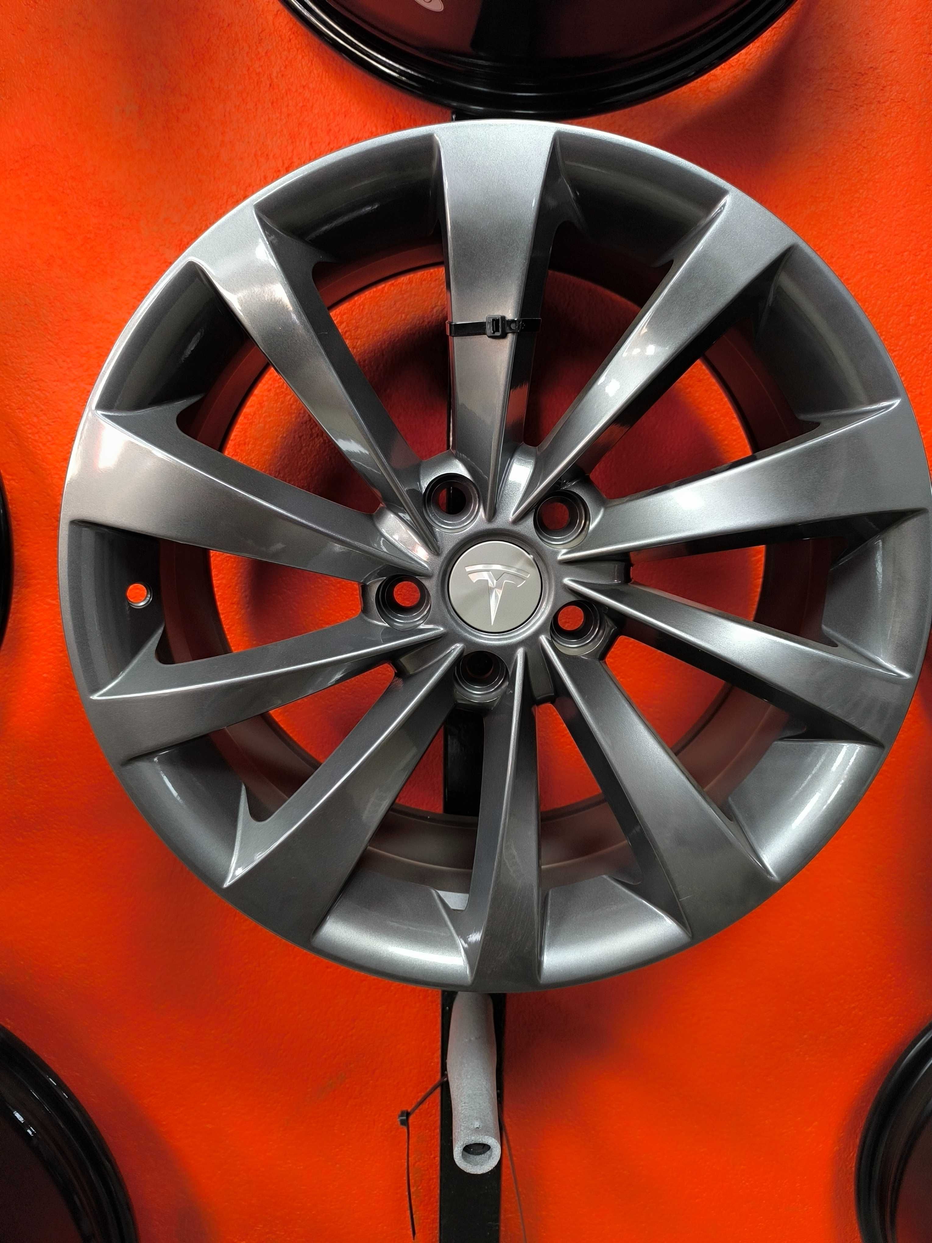 НОВІ ДИСКИ R18 8.5 5*114.3 ET40 64.1 Tesla Model 3