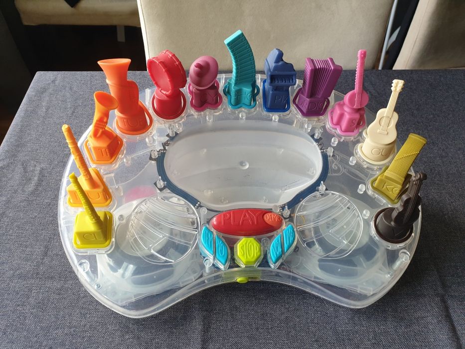 Symfonia B. Toys