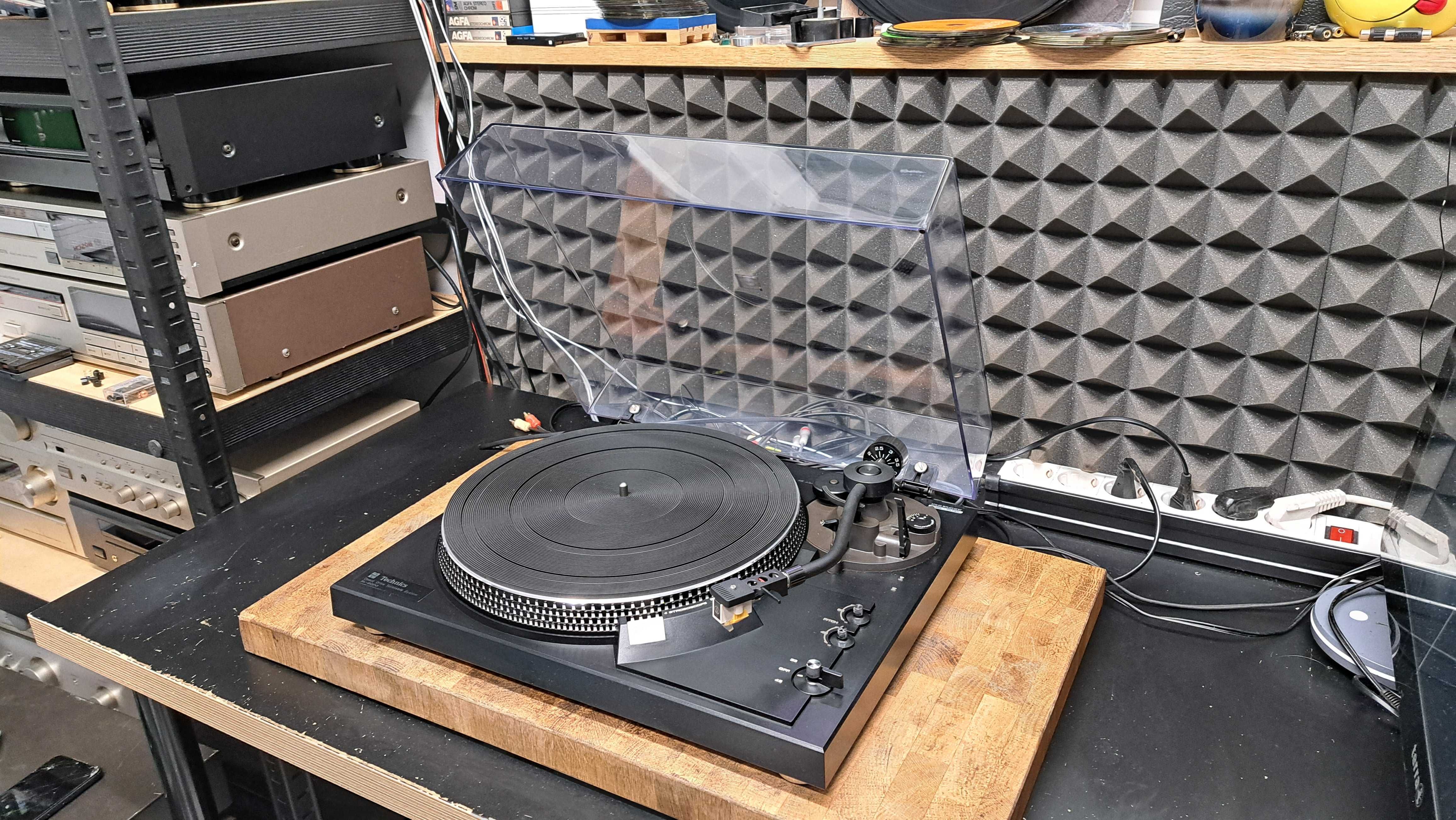 Gramofon Technics SL-2000