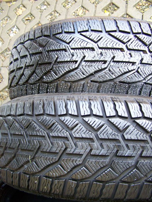 J.Nowe Opony Zimowe 225/50R17 98V  2025 Rok