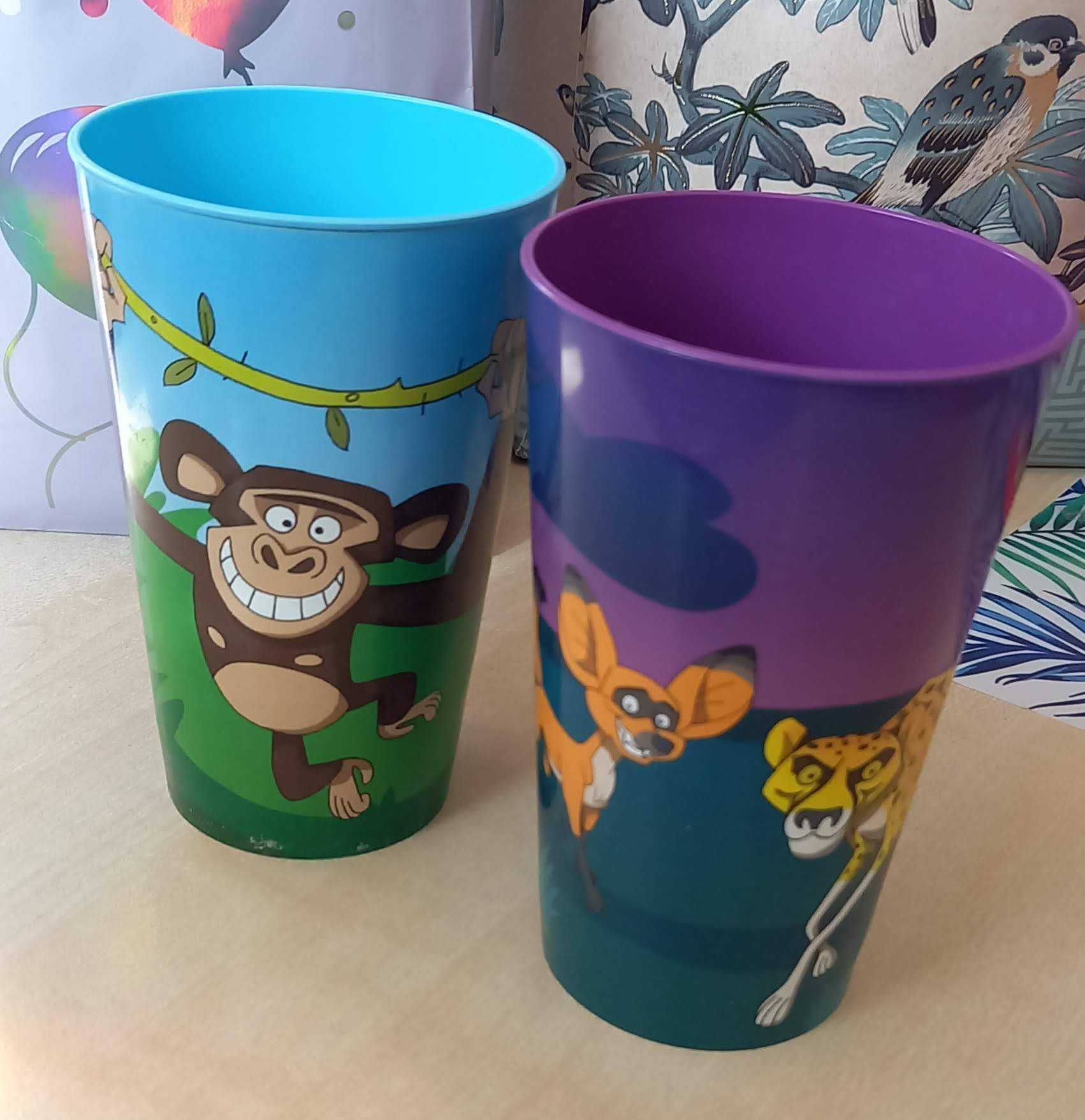 kubek KFC plastikowy  aplikacja 3d animals