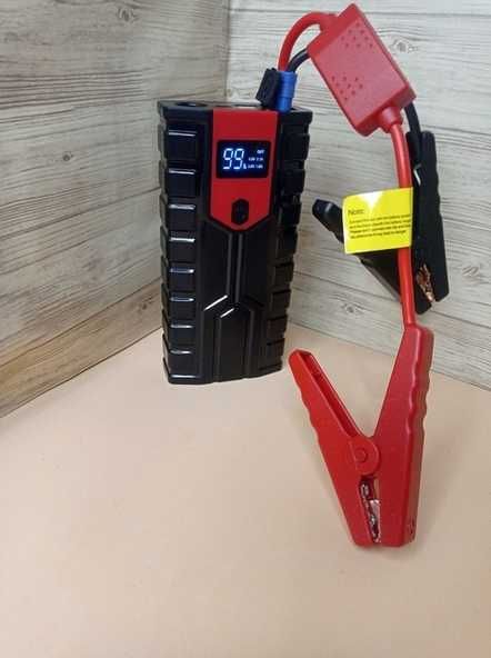 універсальний jump starter допоможе при розрядженій акб