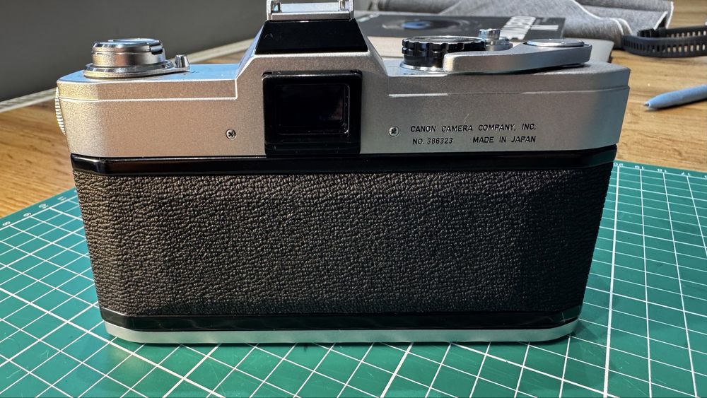 Canon FT-QL + FL 50 mm f/1.8 | analogowy SLR, quick load, stan idealny