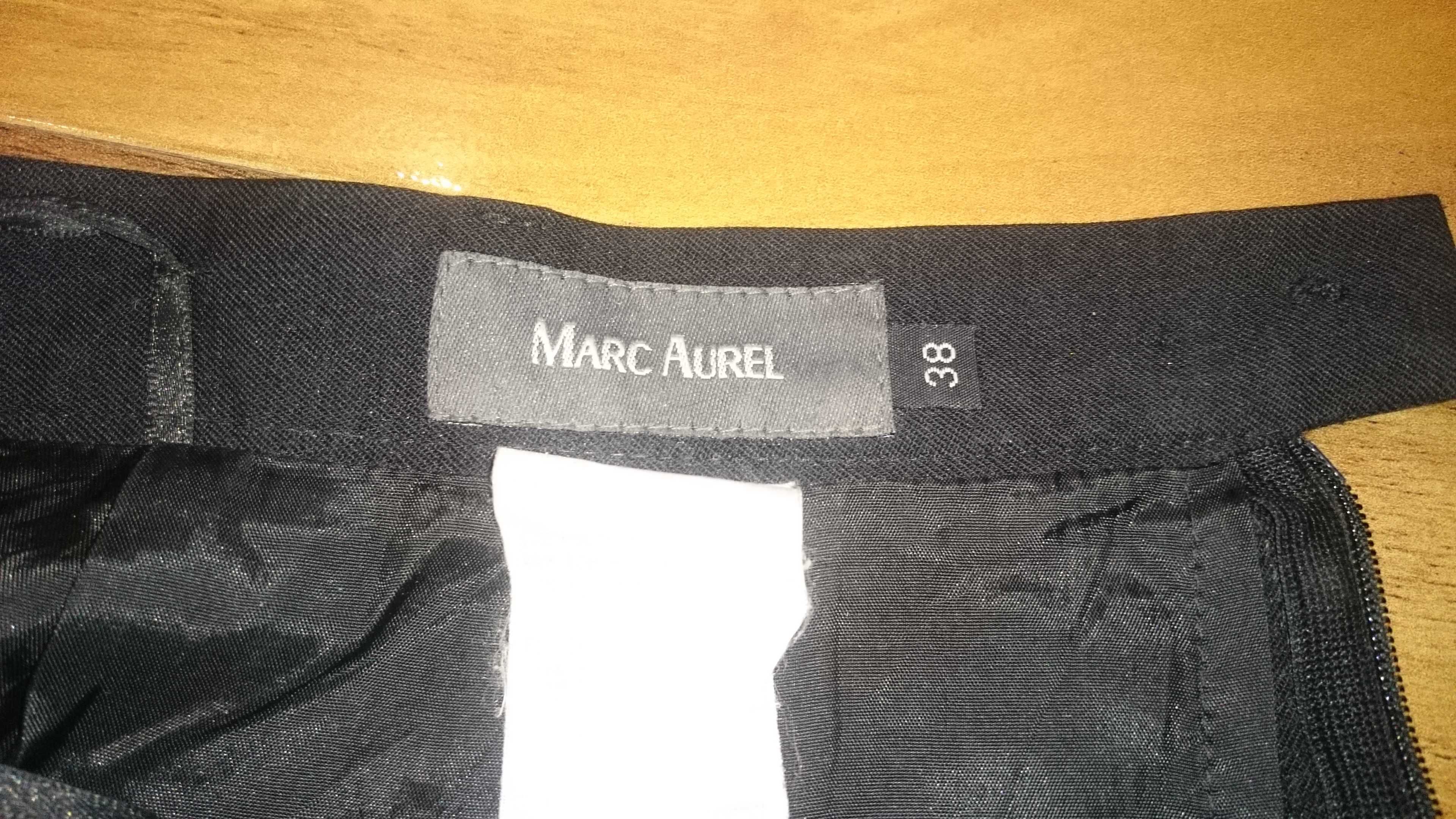 Czarna elegancka spódnica Marc Aurel
