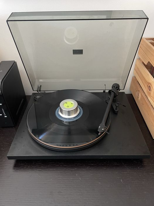 Gira-discos Pro-ject essential II