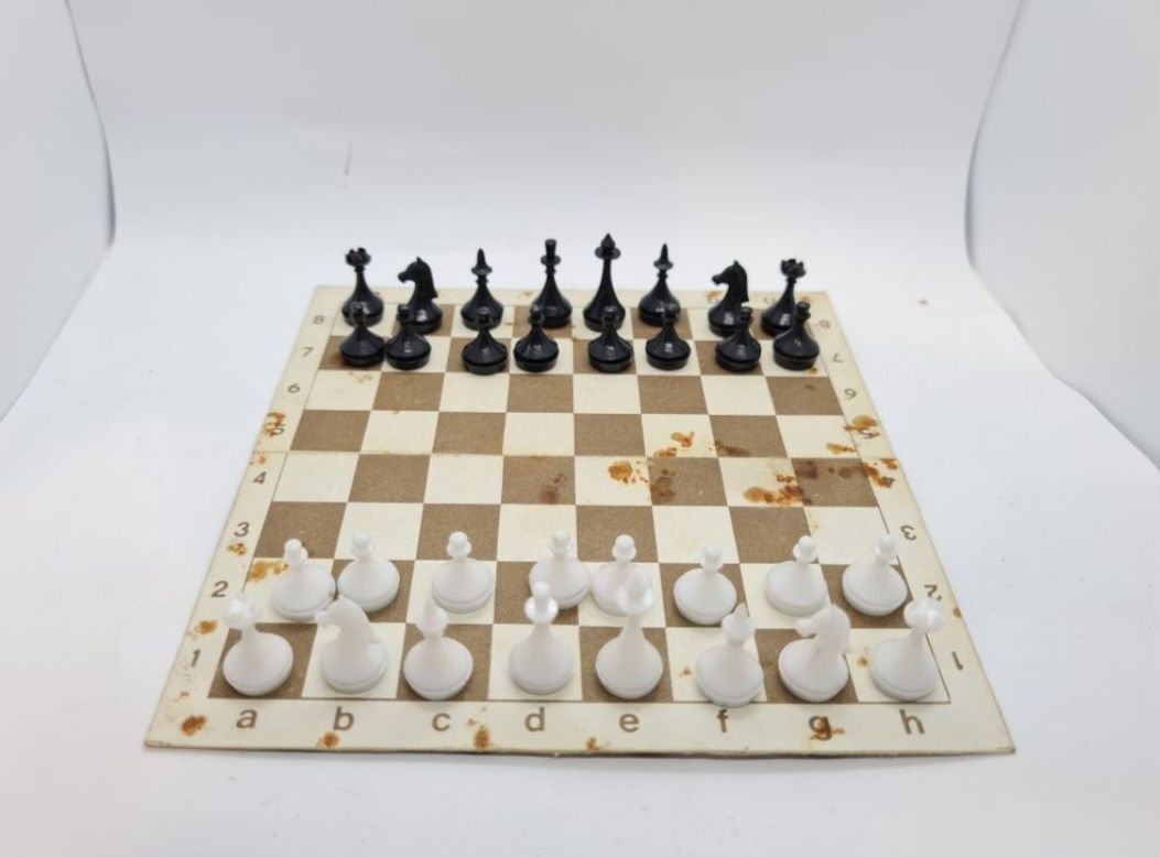 Набор игр шашки шахматы домино ссср 
дорожный ссср