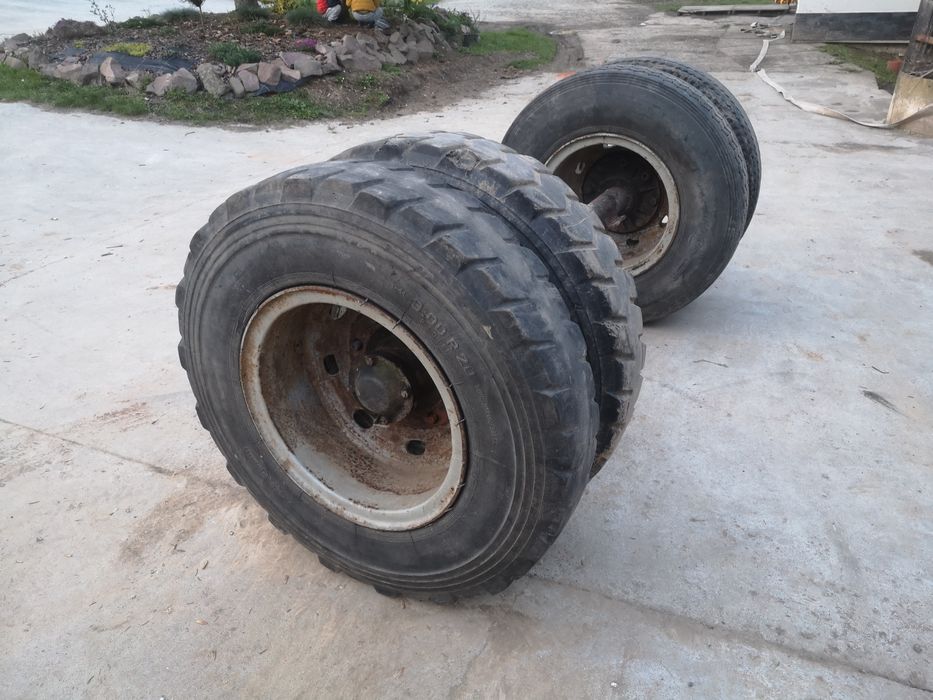 Oś ośka do przyczepy lawety tandem z kołami lub bez