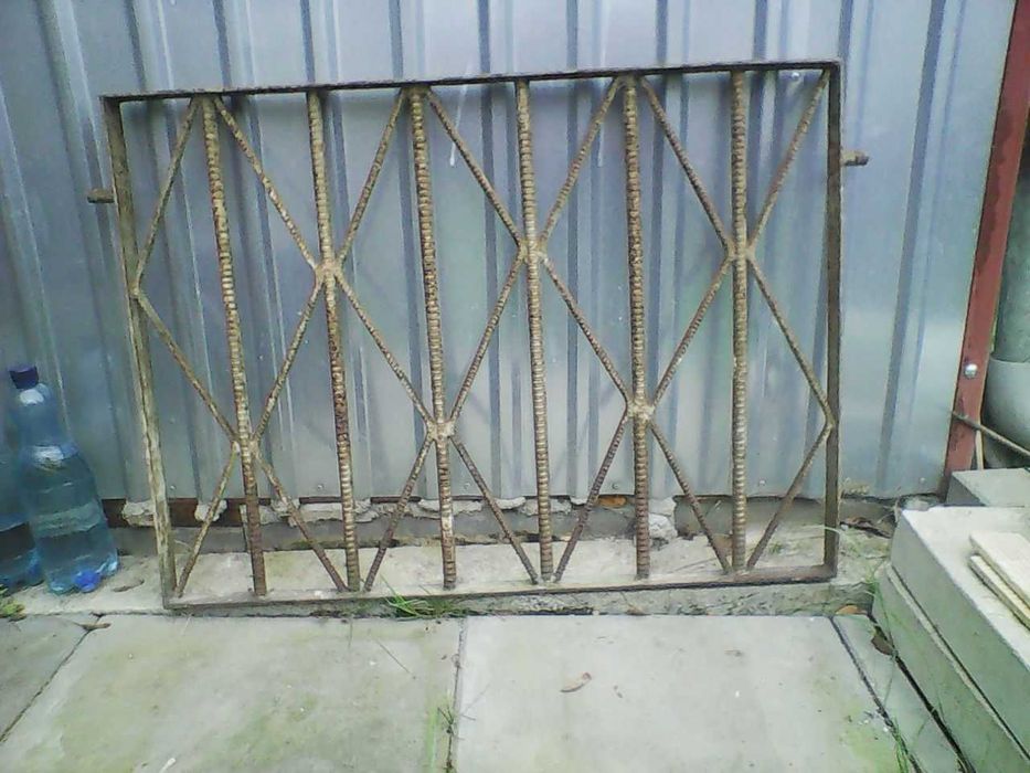 Kraty stalowe zewnętrzne z demontażu