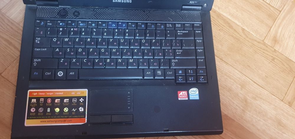 Продам ноутбук самсунг 15.6 диагональ
